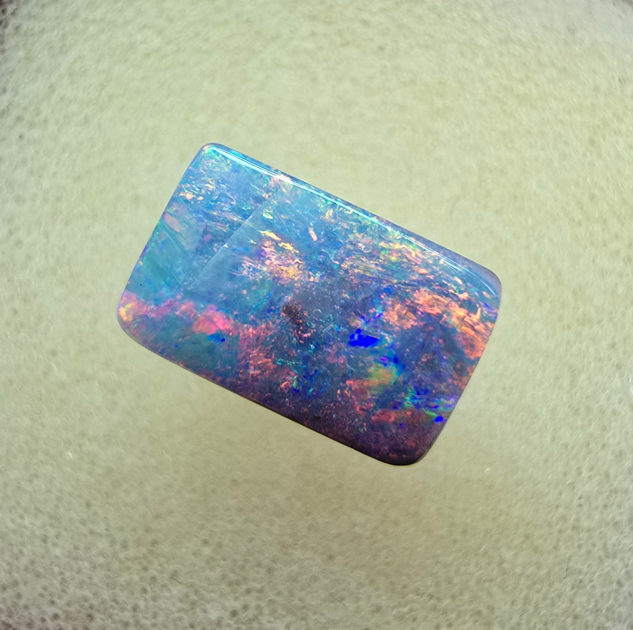 A917 - Stunning pink & blue cushion cut