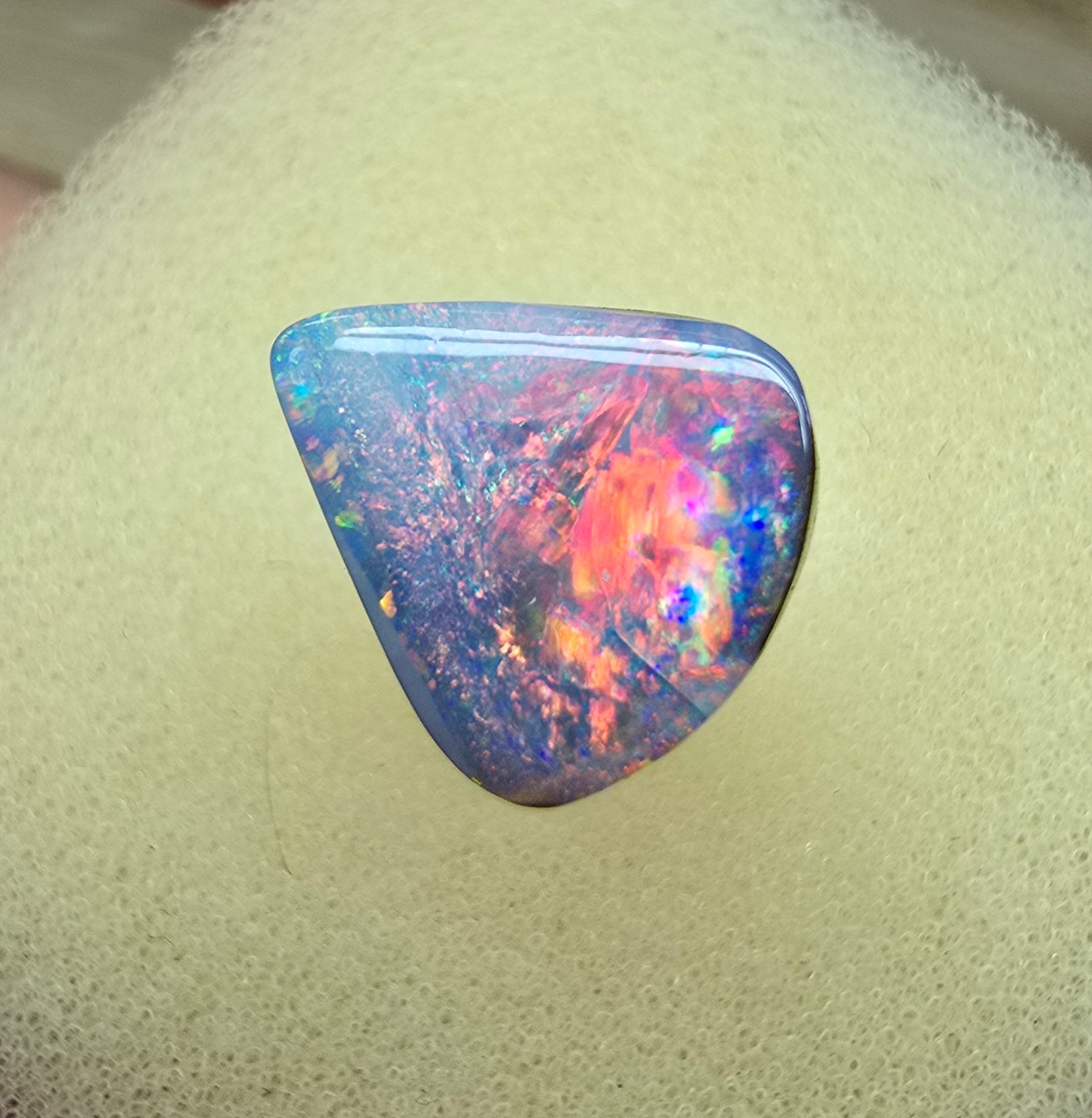 A919 - Stunning bright pink and blue drop cut