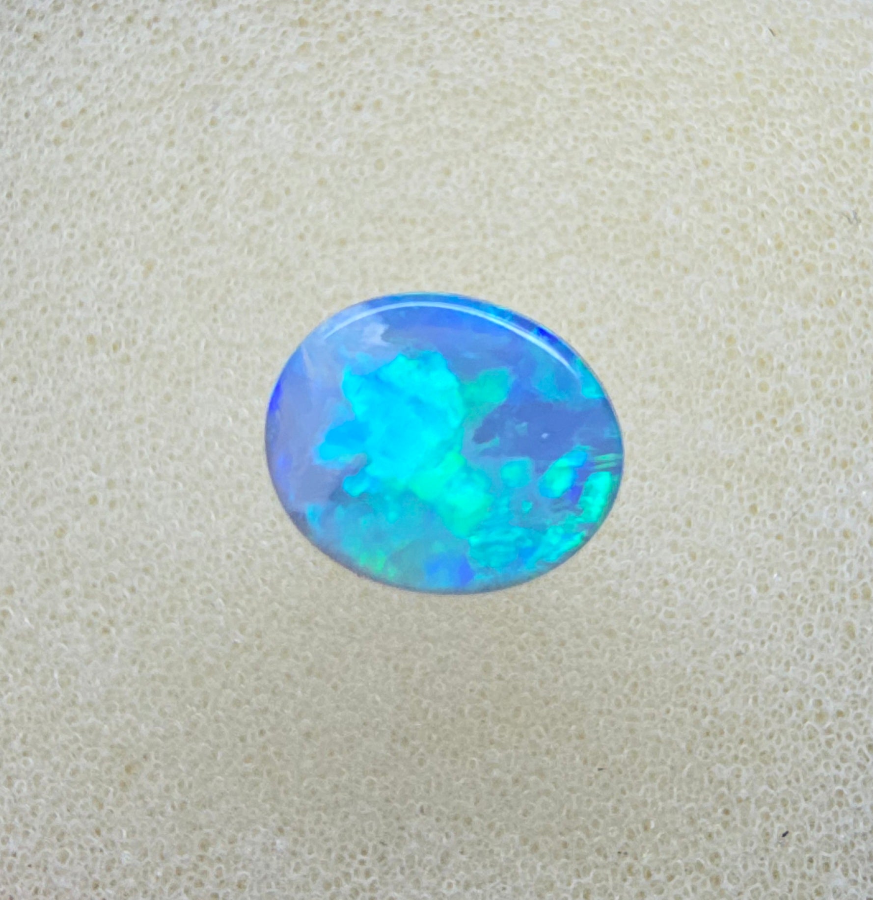 A935 - Super bright dark opal ring stone.