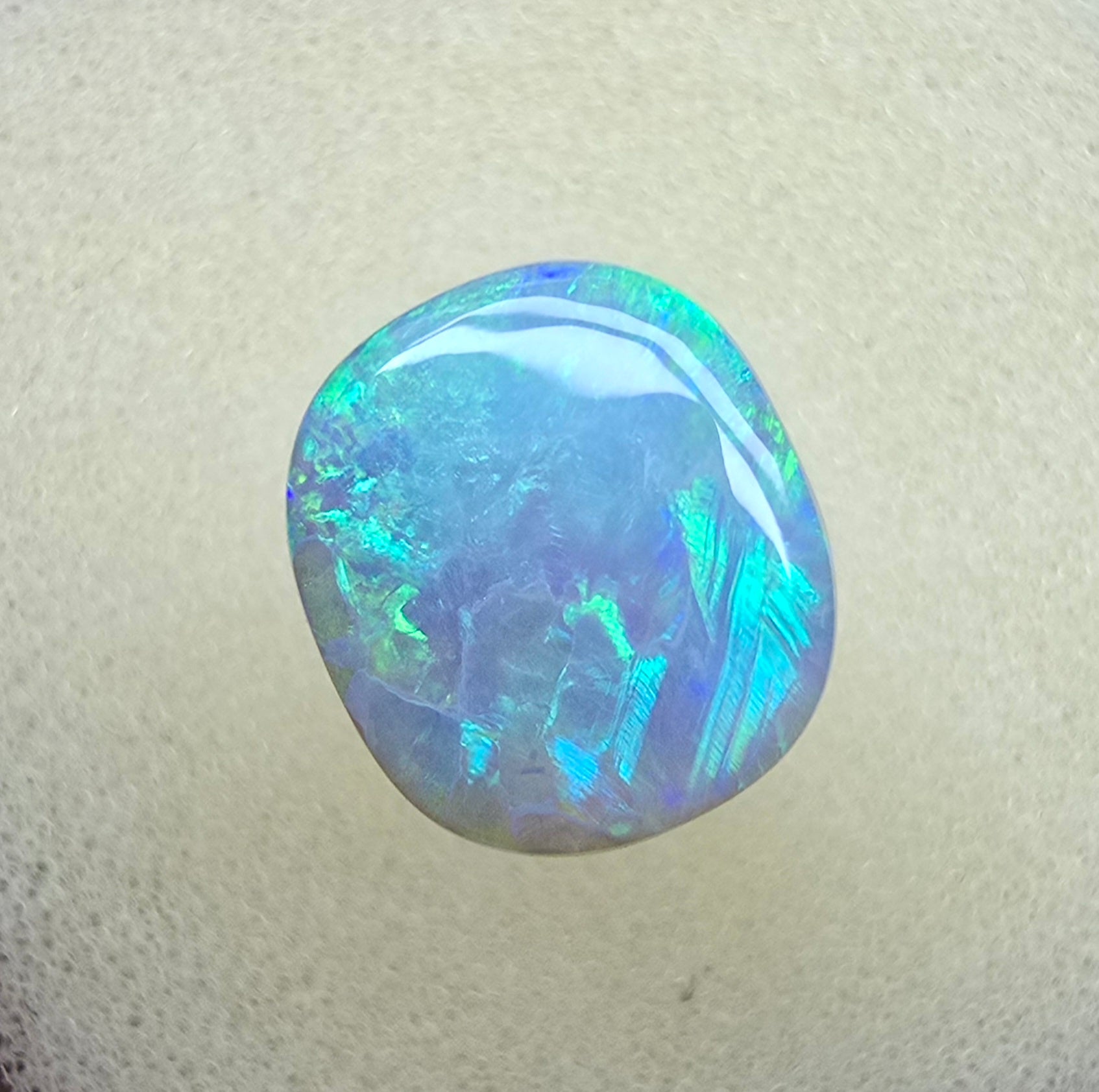 A938 - Bright cushion cut bold beauty