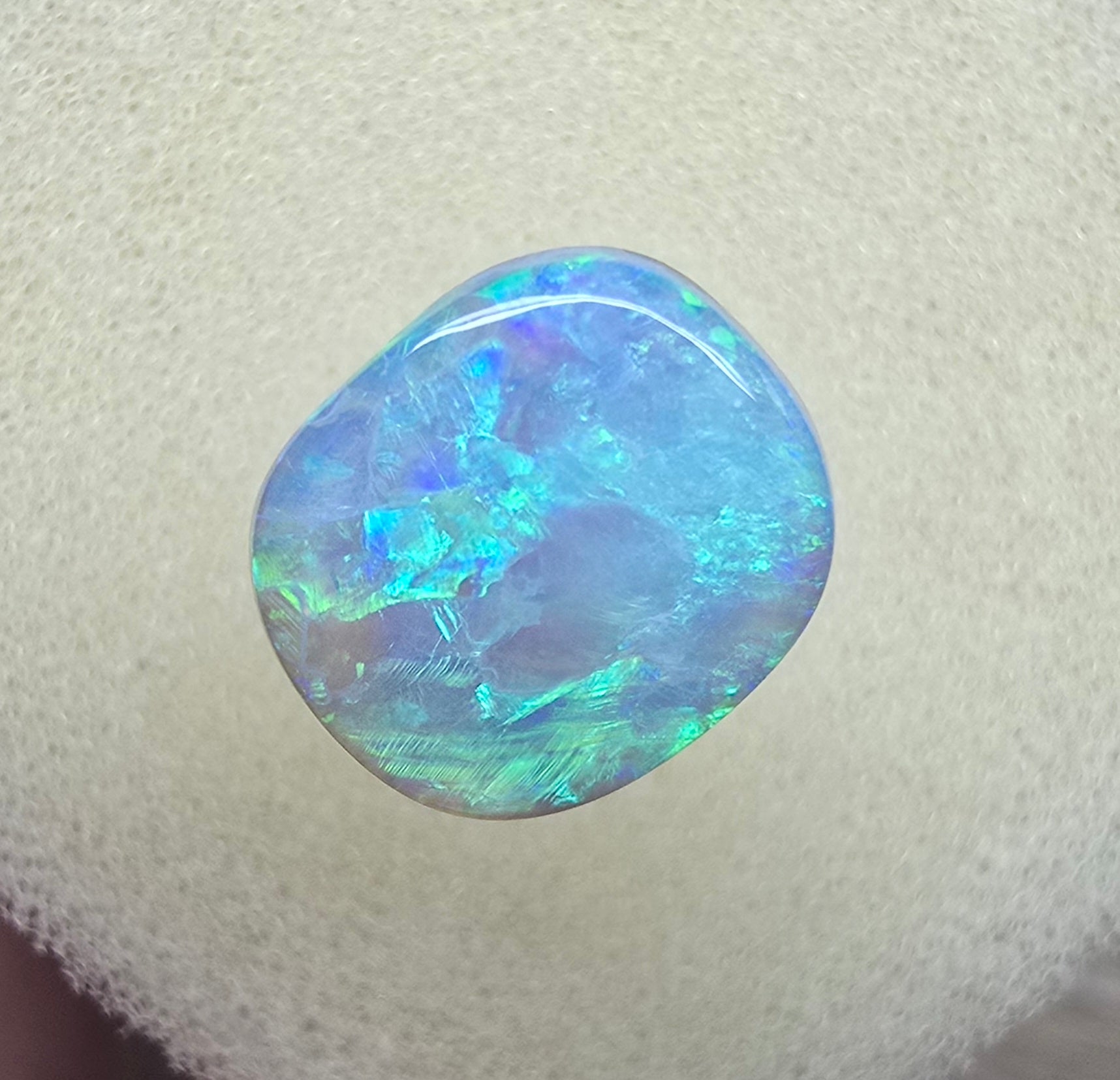 A938 - Bright cushion cut bold beauty