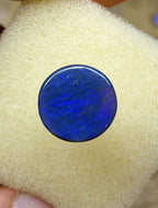 A943 - Round cut purple flash on black