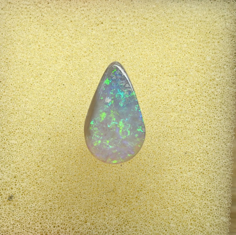 A944 - Glittery drop cut beauty.