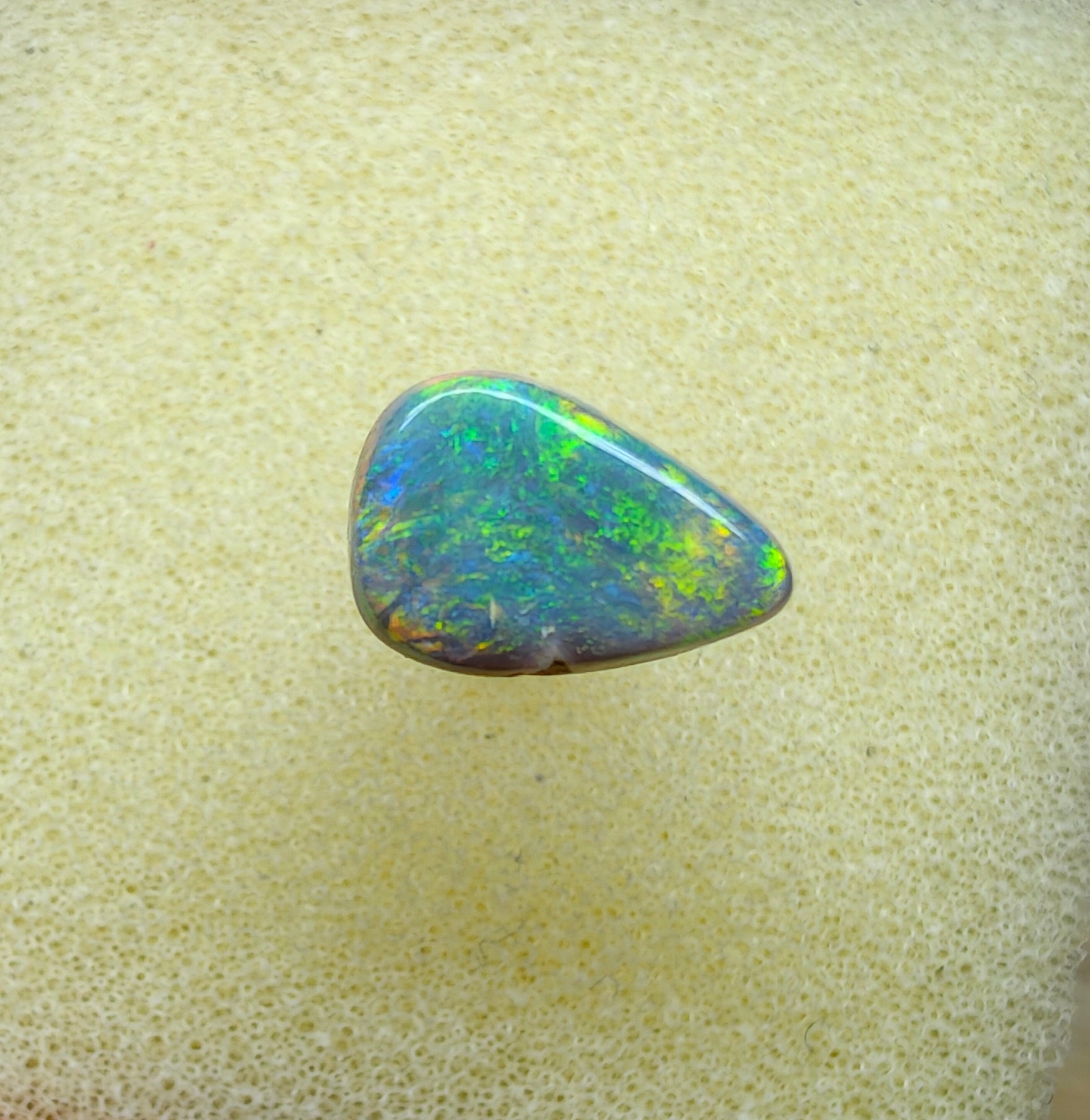 A947 - Stunning flashy drop cut