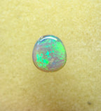 A954 - Flashy green white opal
