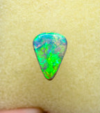 A956 - Bright drop cut crystal flash