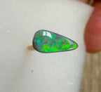 A961 - Super bright drop cut beauty