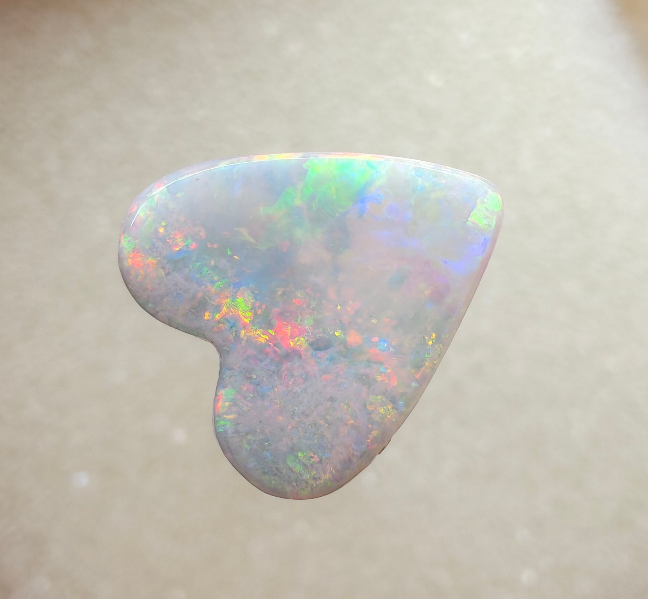 A962 - Glittery large heart cut white opal