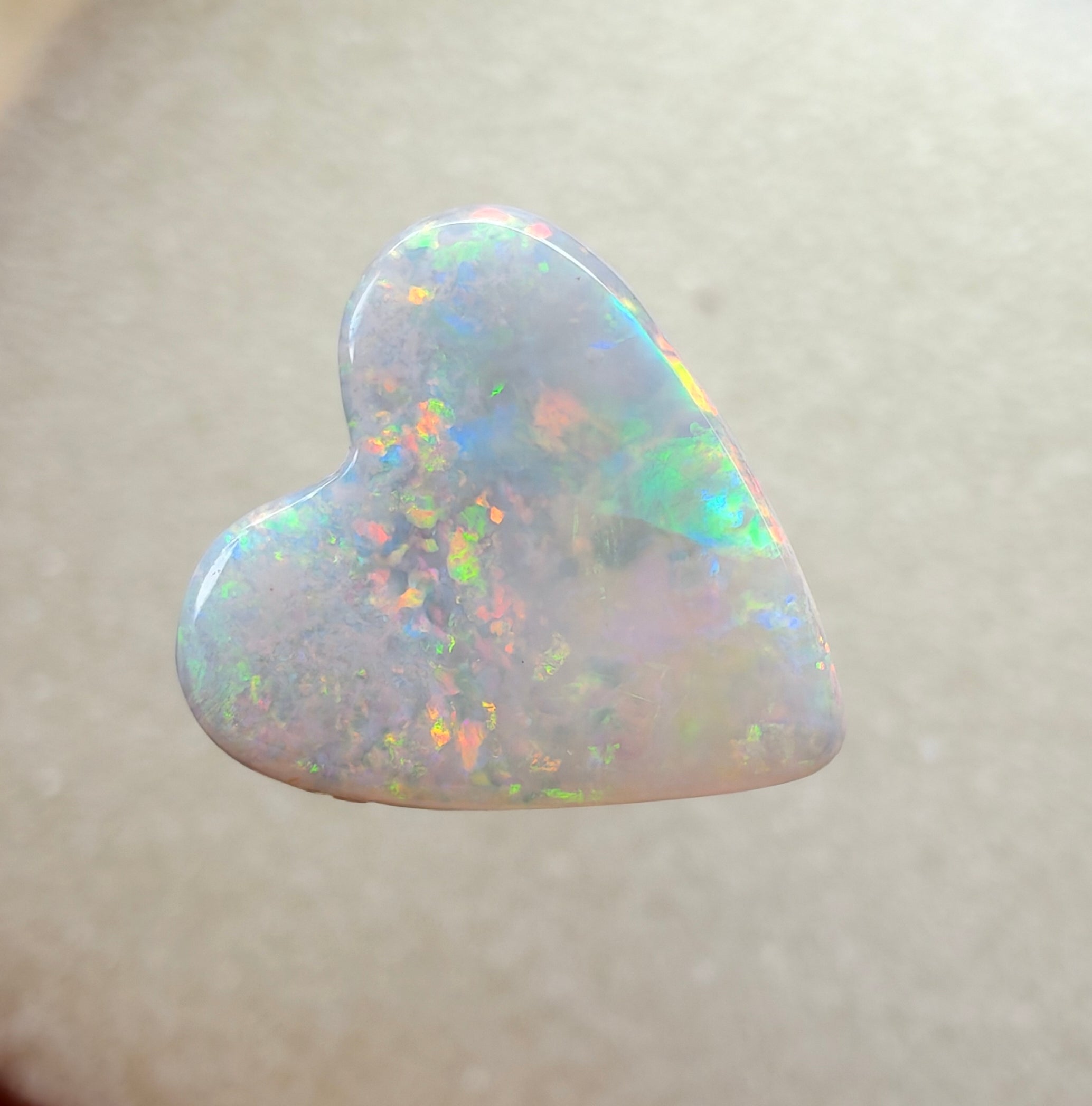 A962 - Glittery large heart cut white opal