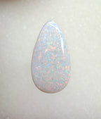 A966 - Brilliant & large drop cut white opal