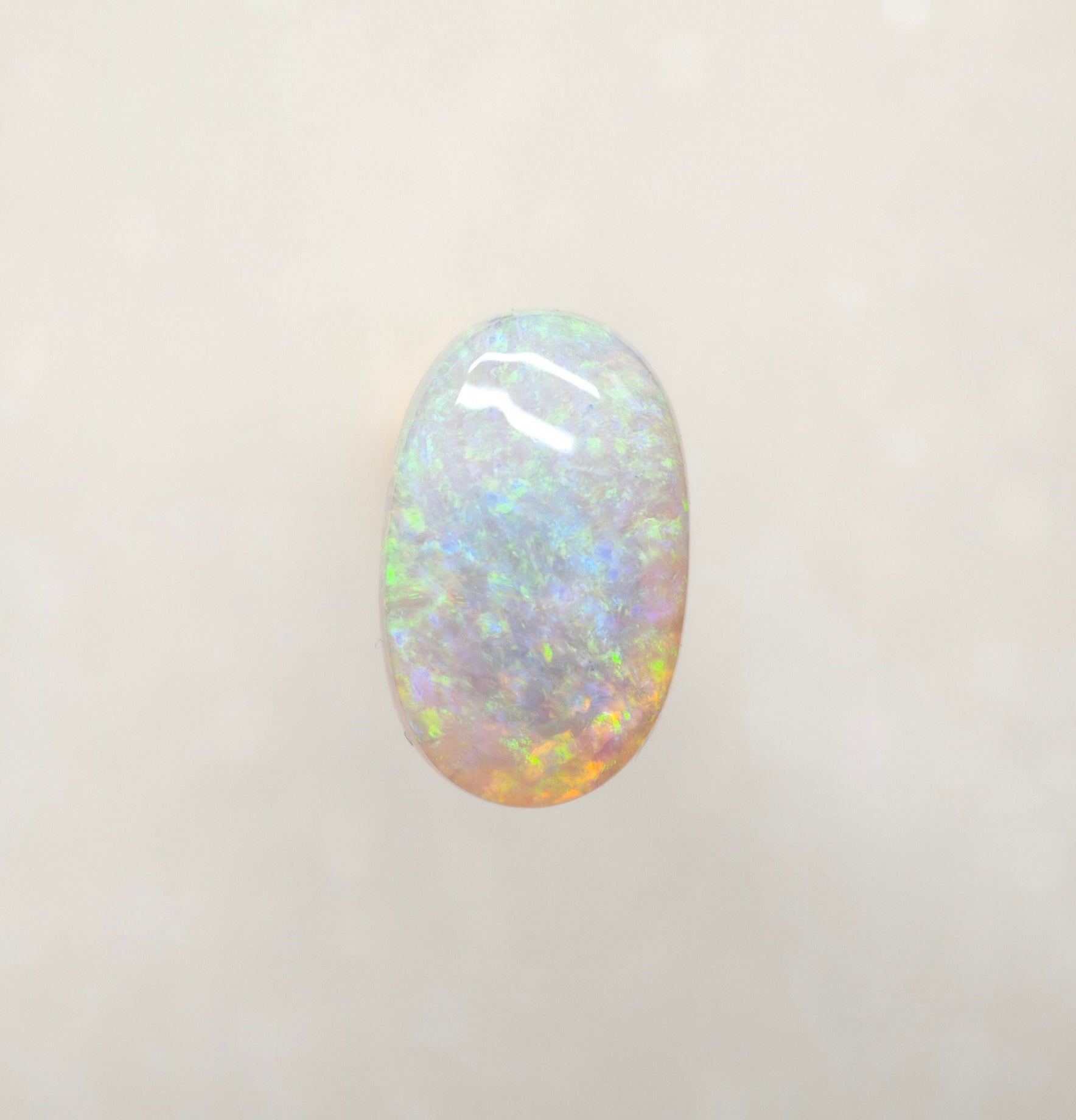 A973 - Crystal oval cut green flash