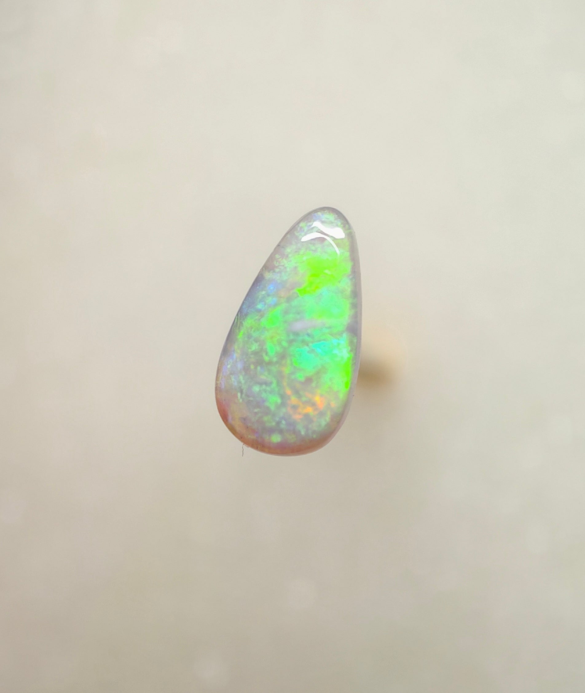 A977 - Drop cut green flash