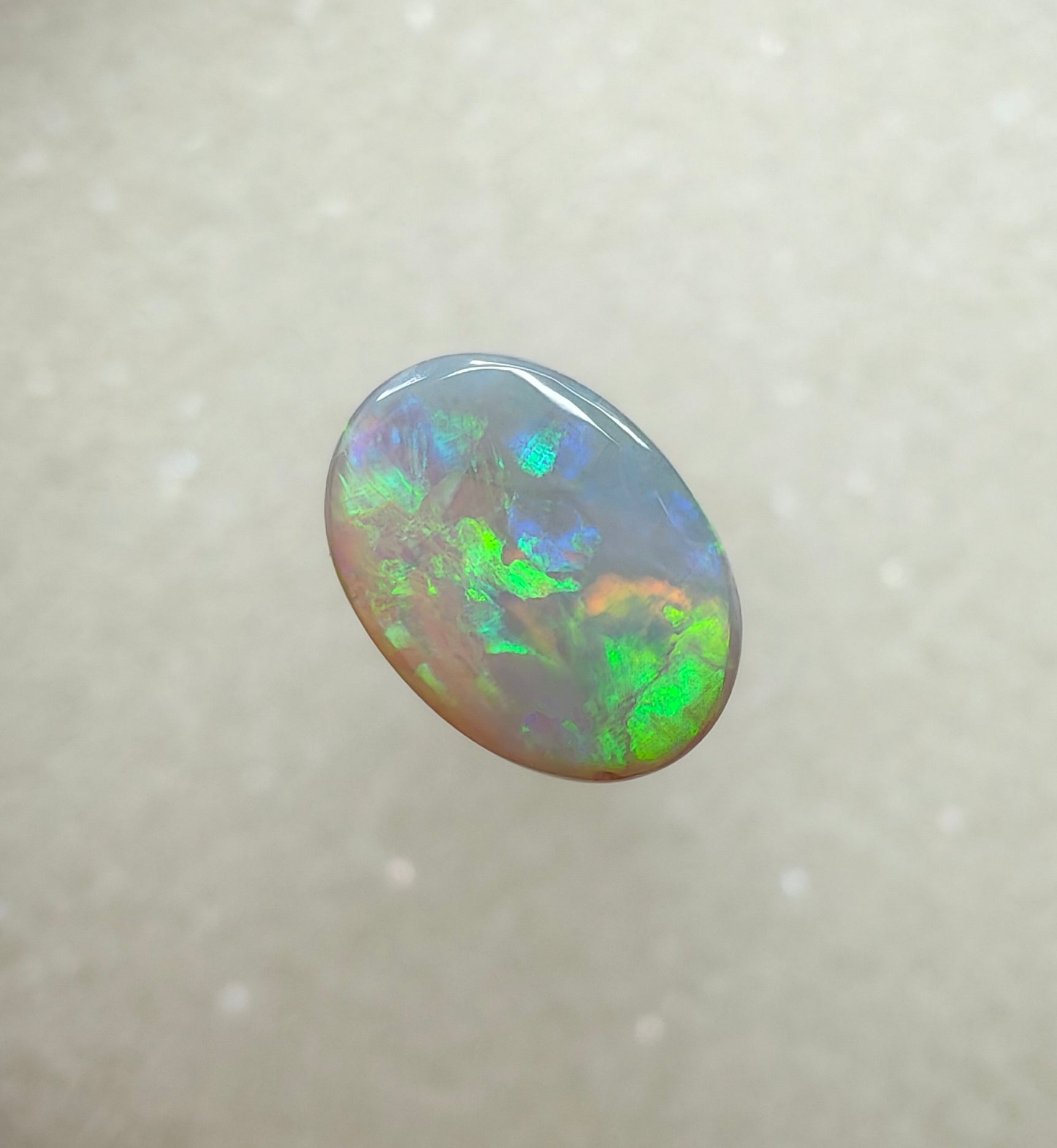 A981 - Oval cut stunning flagstone flash