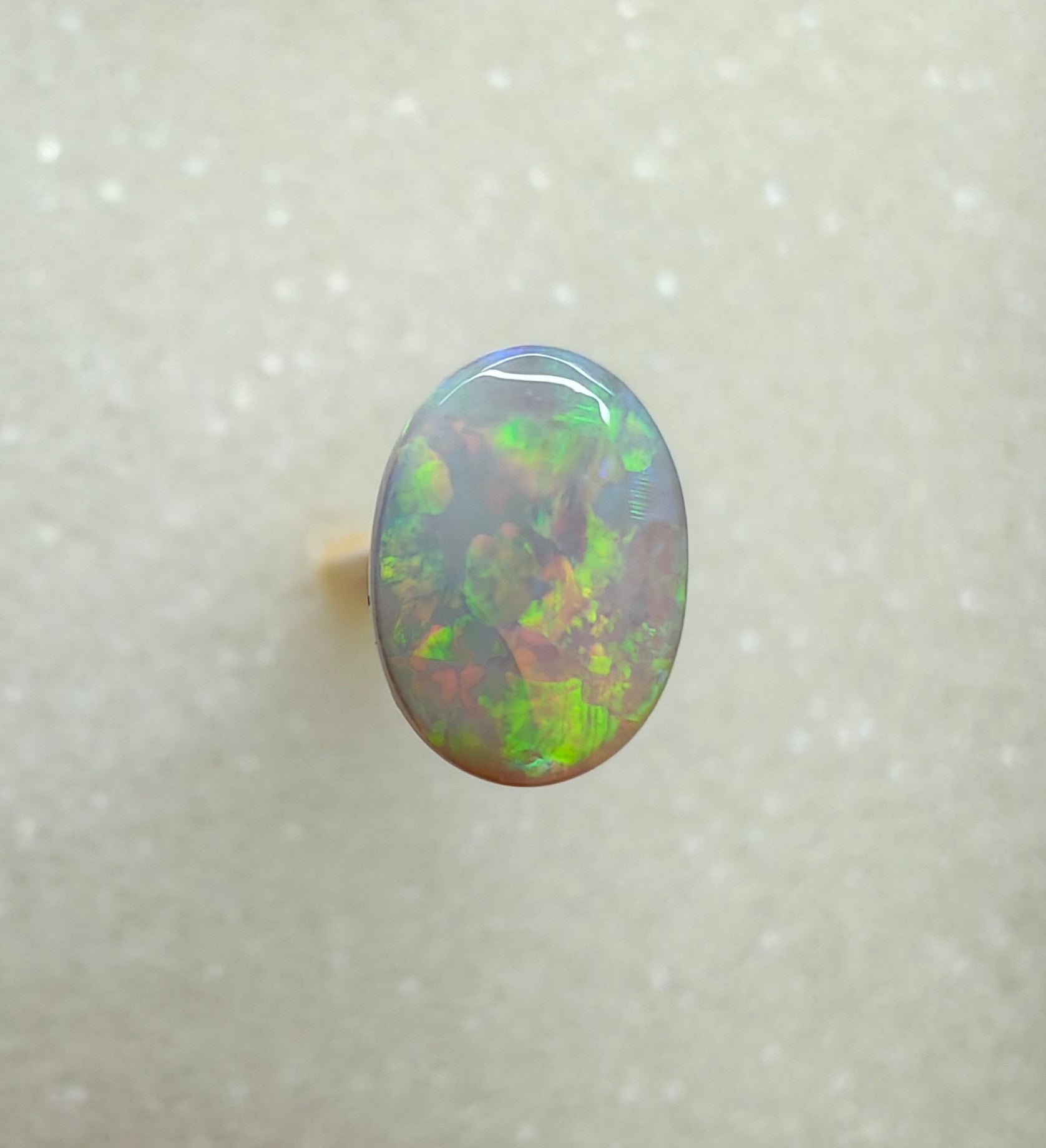 A981 - Oval cut stunning flagstone flash