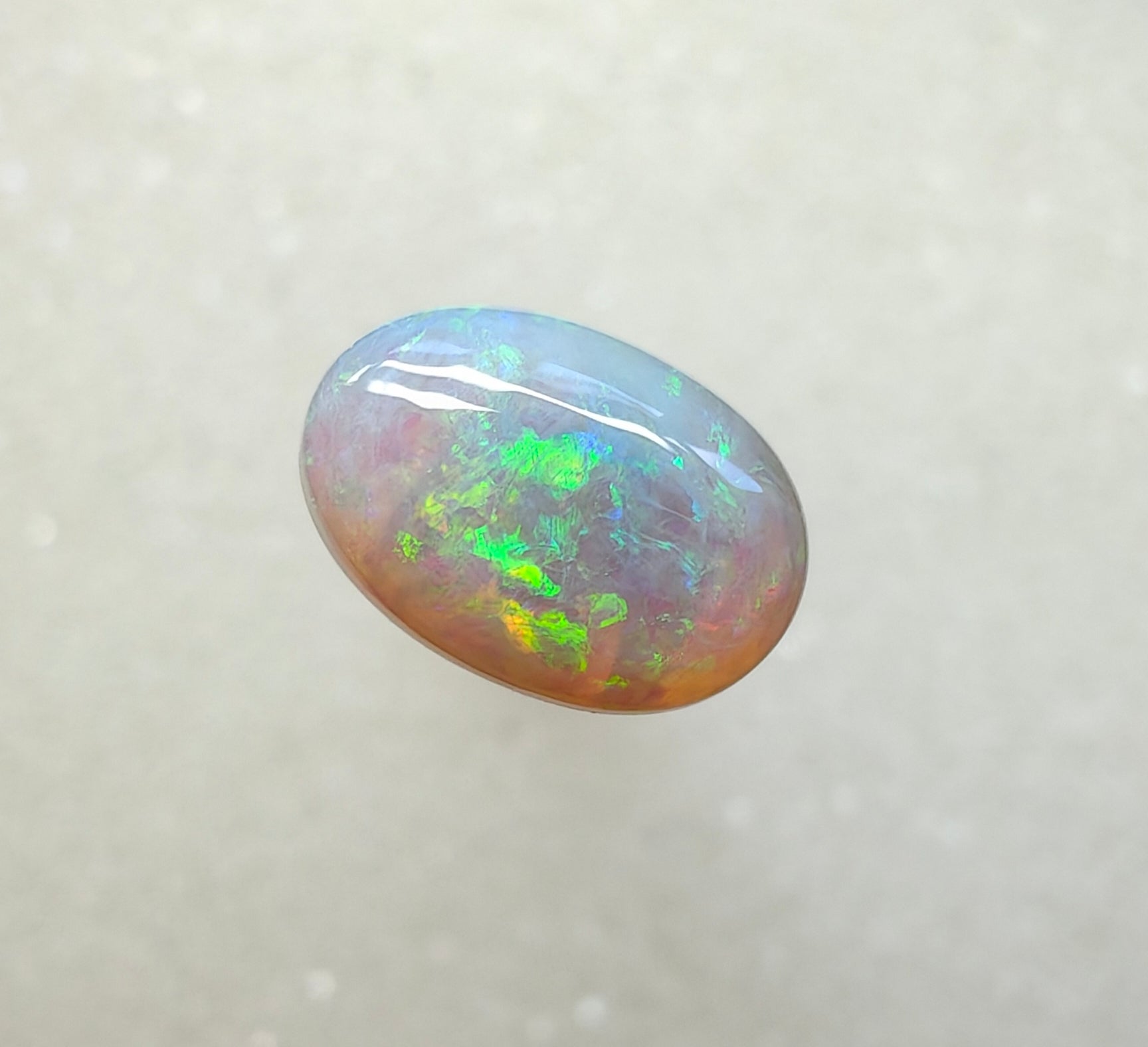 A986 - Oval high dome bright green flash