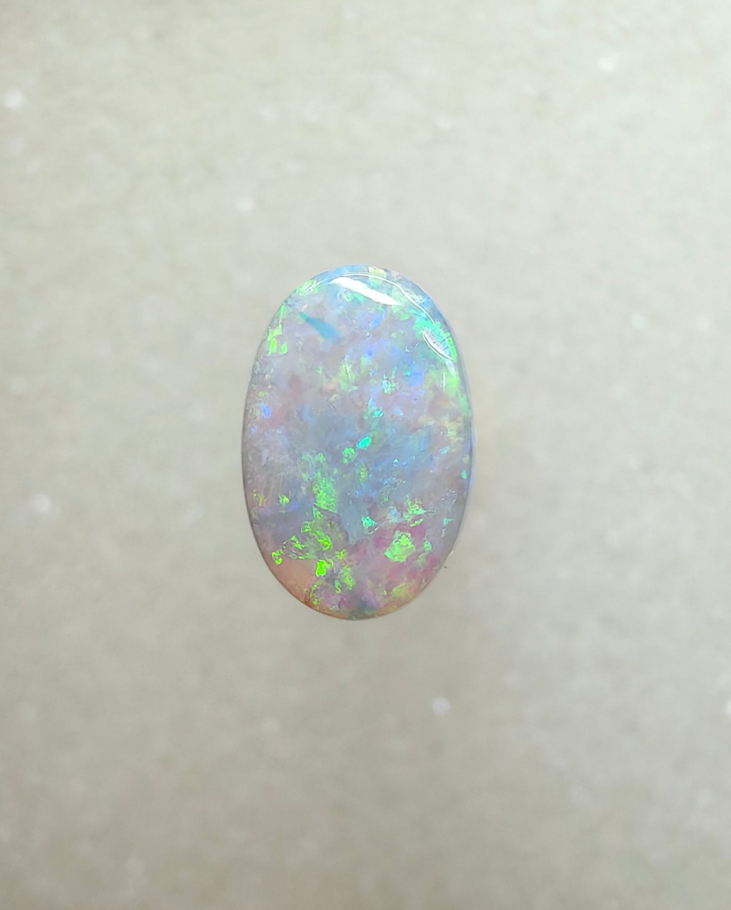 A987 - Bright sparkling oval cut crystal
