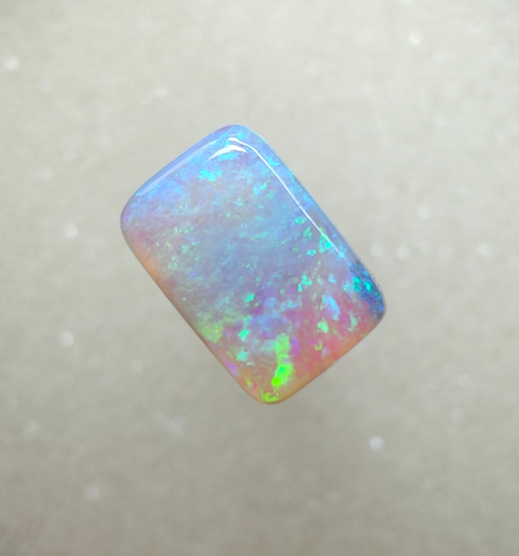 A995 - Long cushion cut sparkle