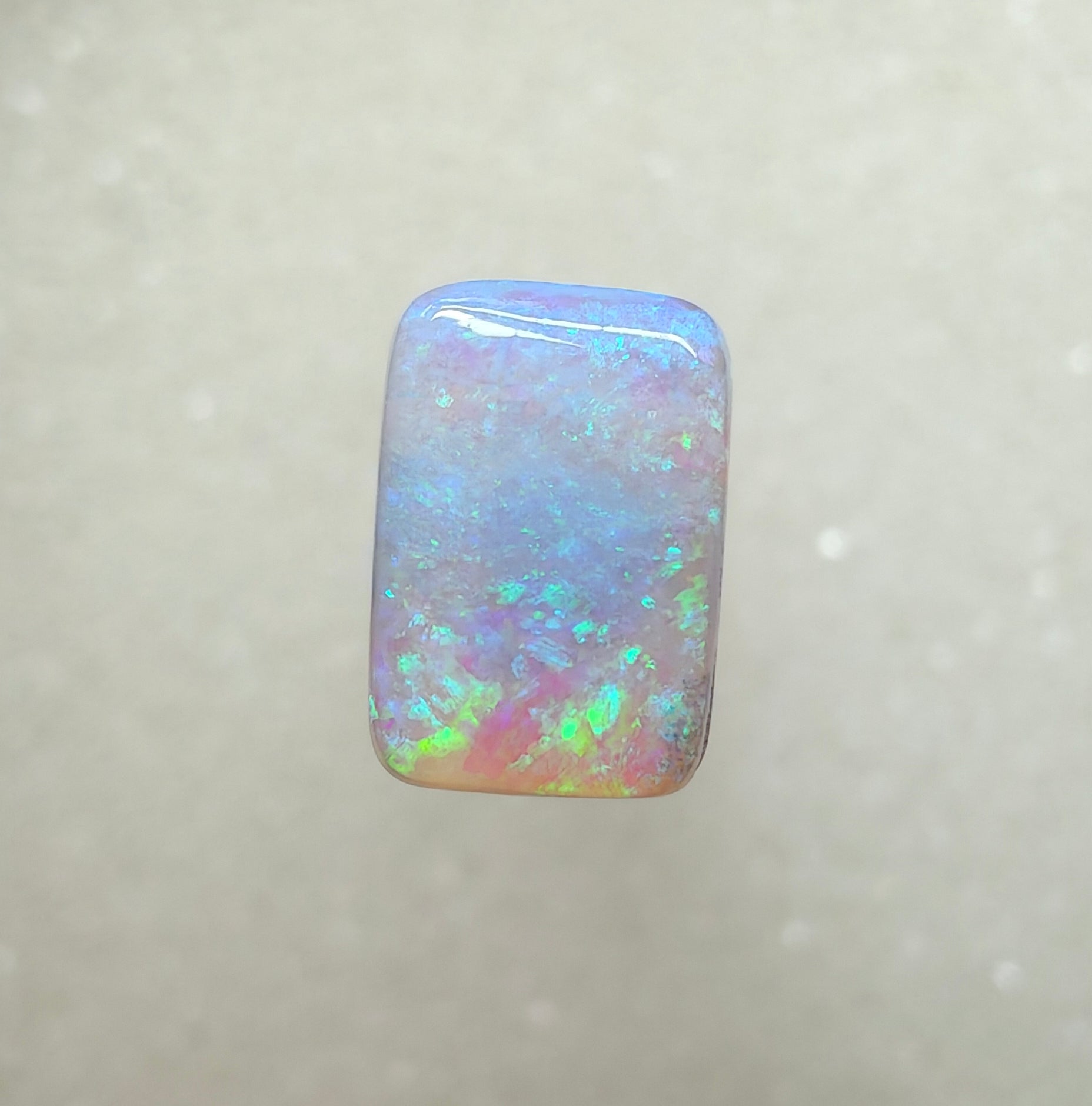 A995 - Long cushion cut sparkle