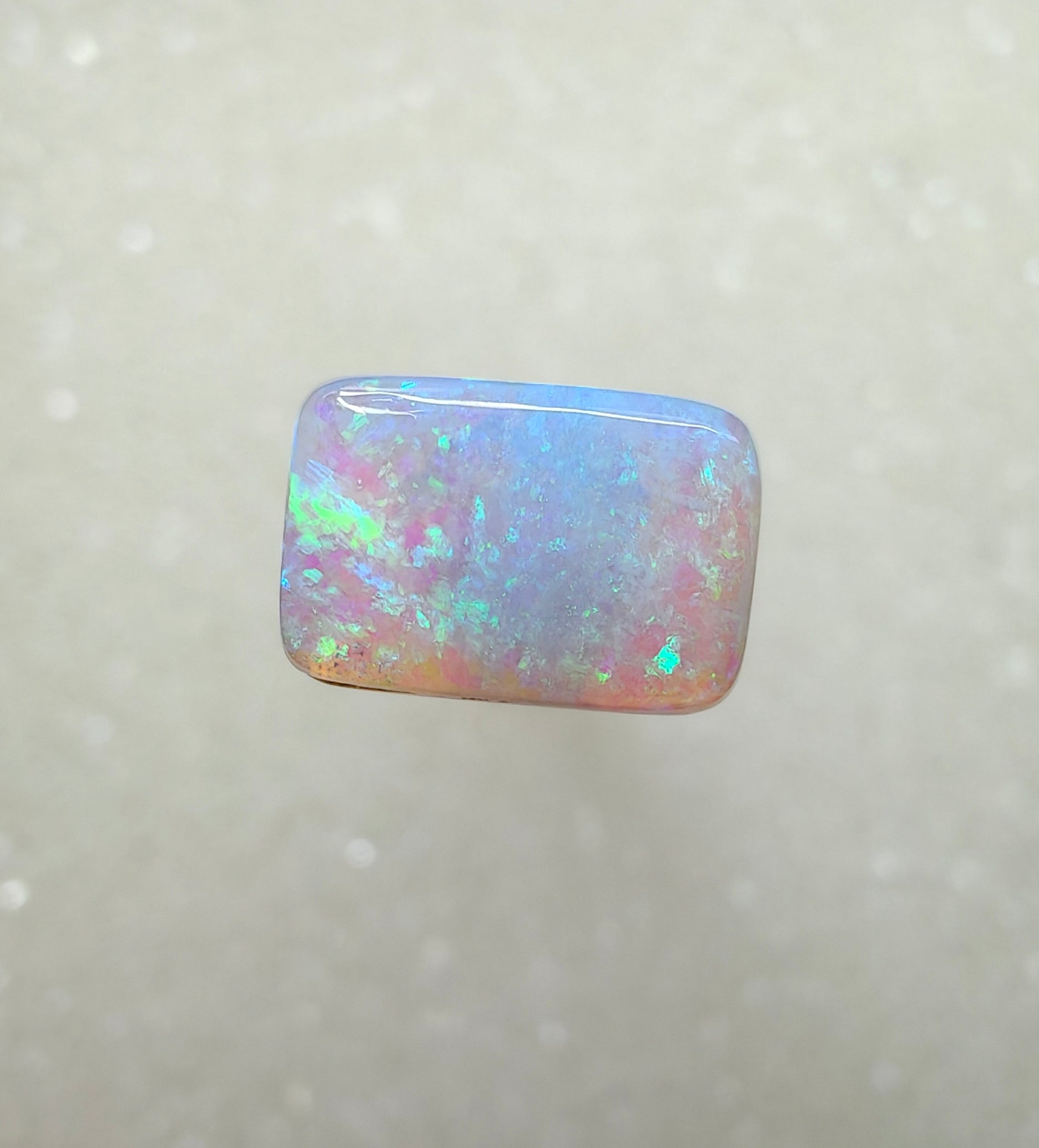 A995 - Long cushion cut sparkle