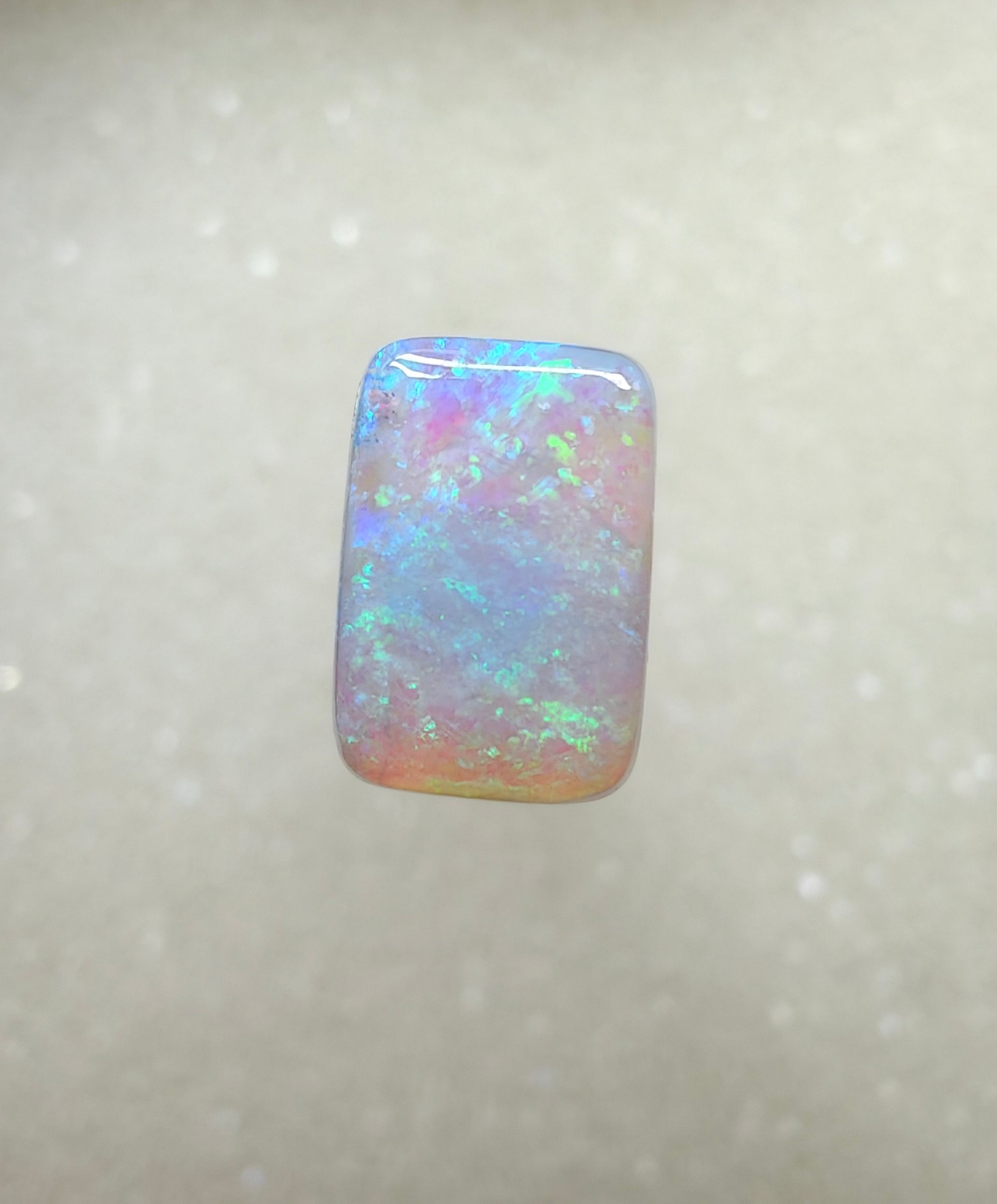 A995 - Long cushion cut sparkle