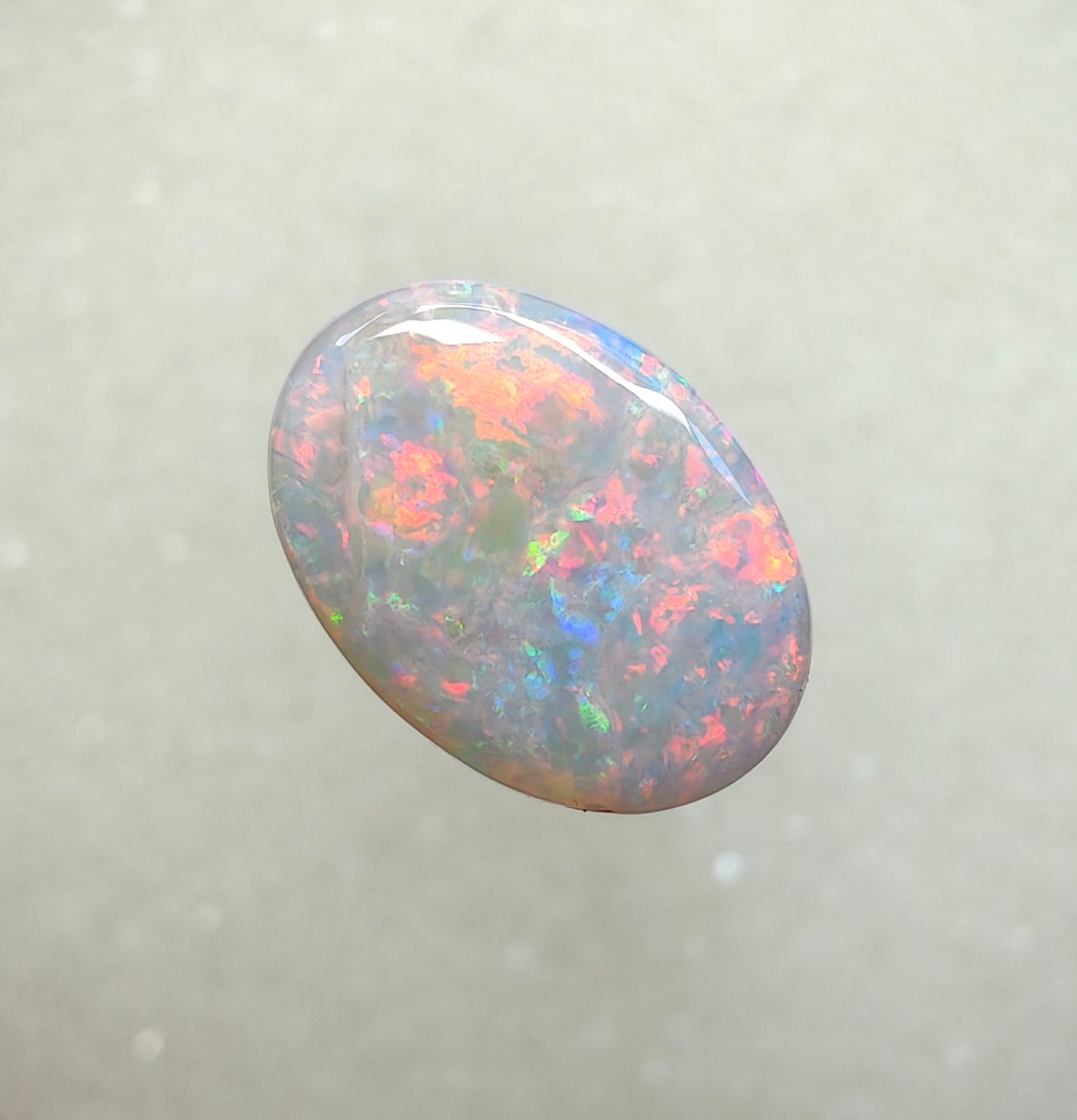 A997 - Brilliant gem grade white opal