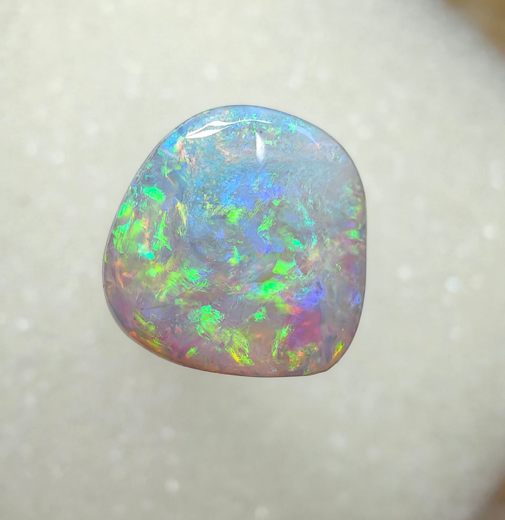 A1007 - Large freeform cushion cut piece