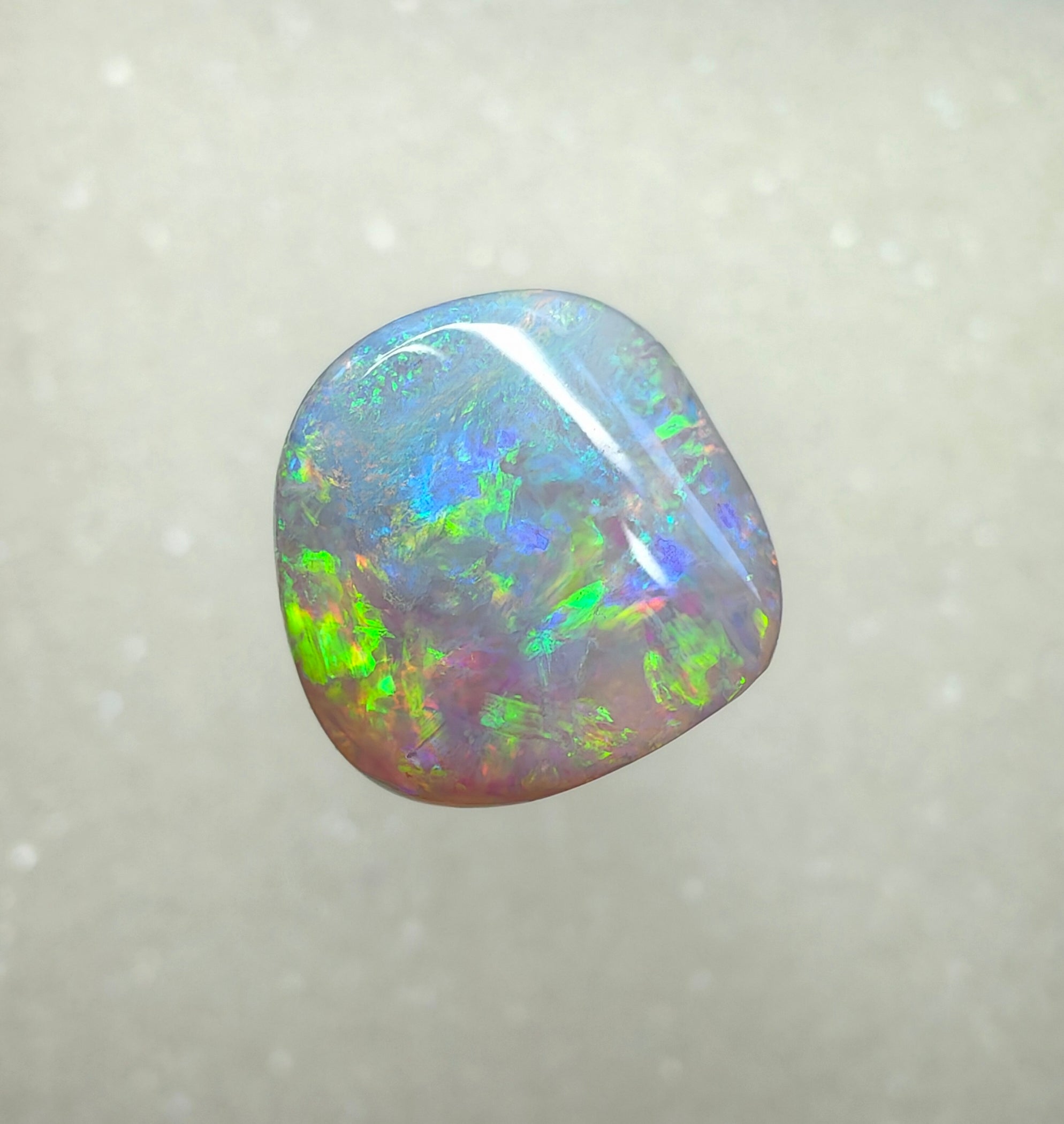 A1007 - Large freeform cushion cut piece