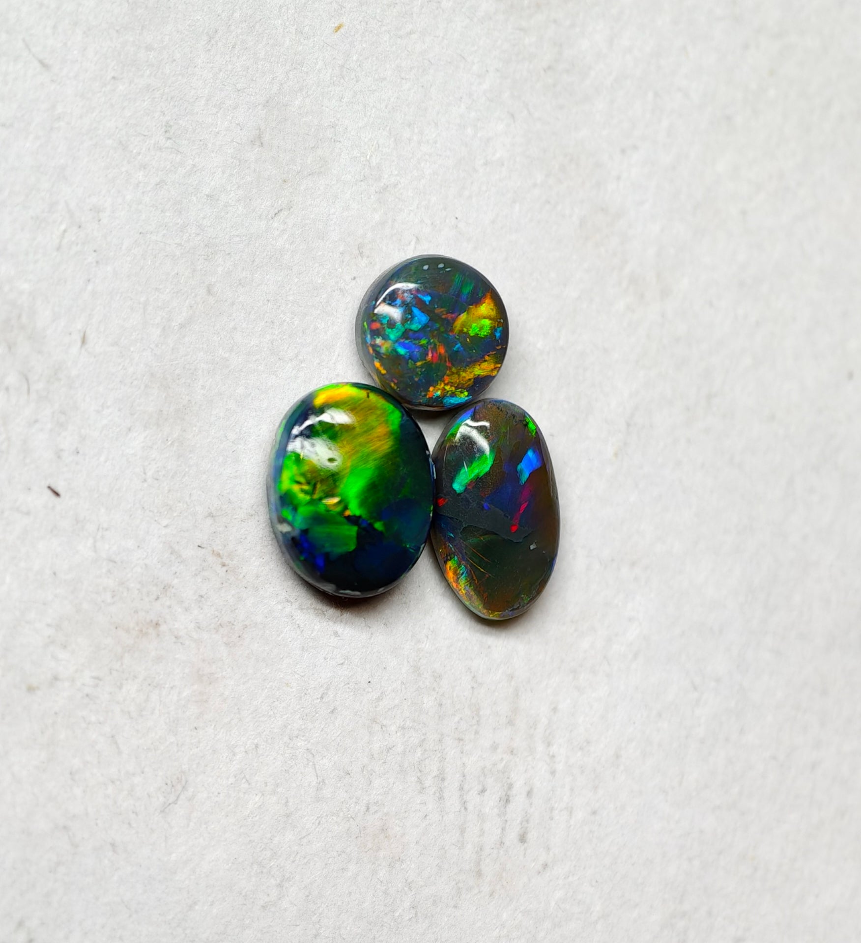 A1024 - Budget Black ring stone parcel.
