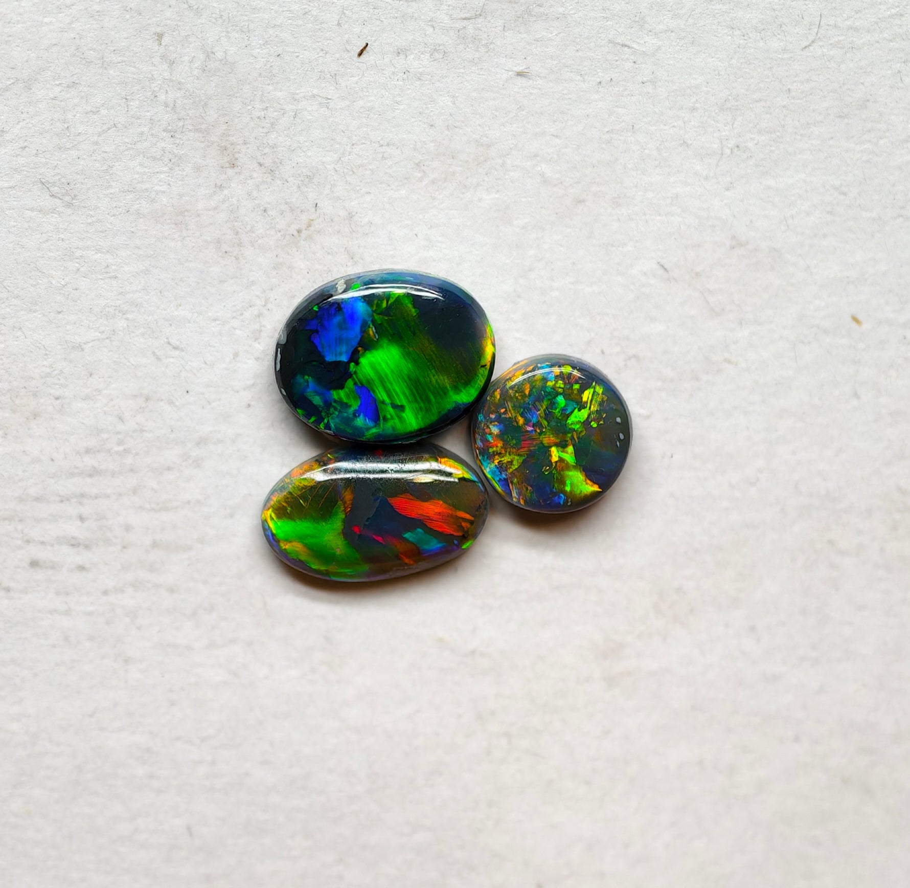 A1024 - Budget Black ring stone parcel.