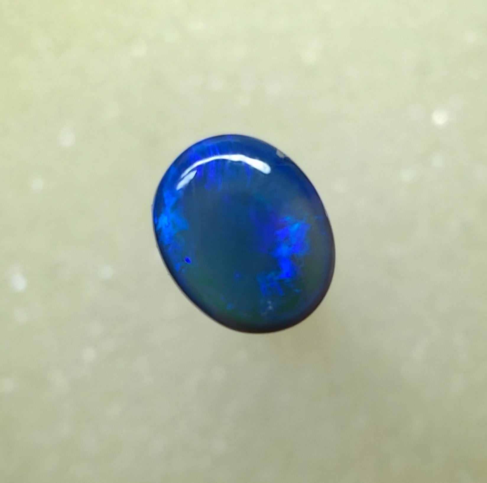 A1029 - Blue and purple shades on black opal
