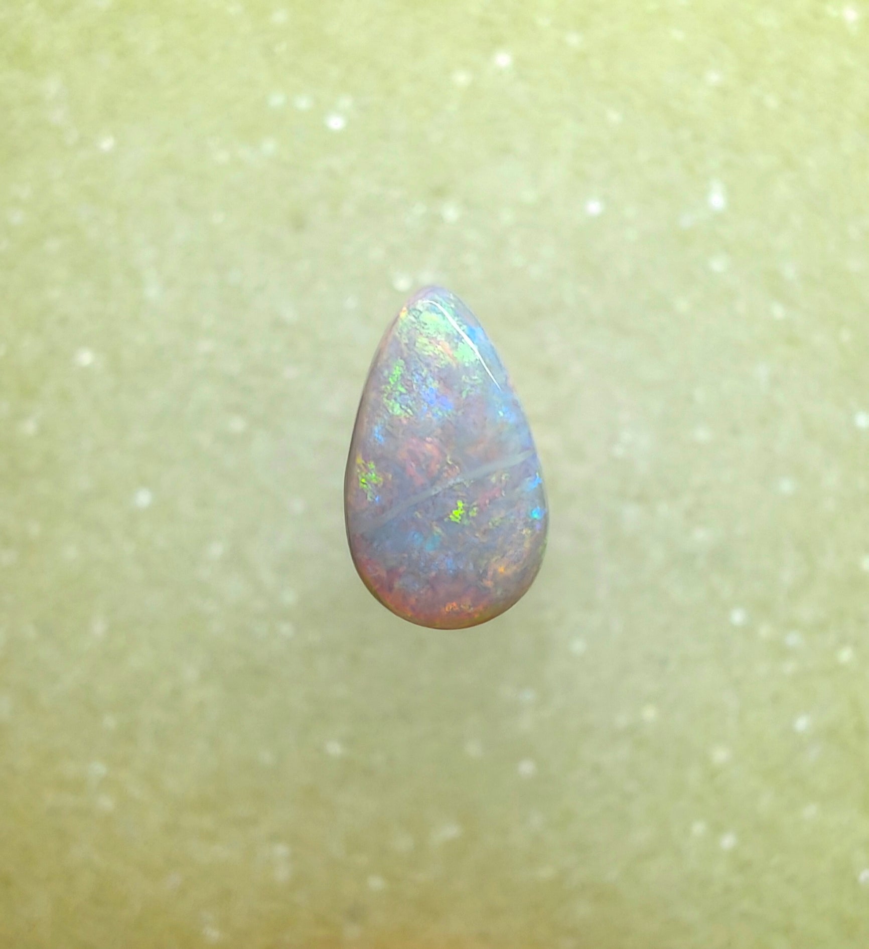 A1036 - Gentle flashy drop cut