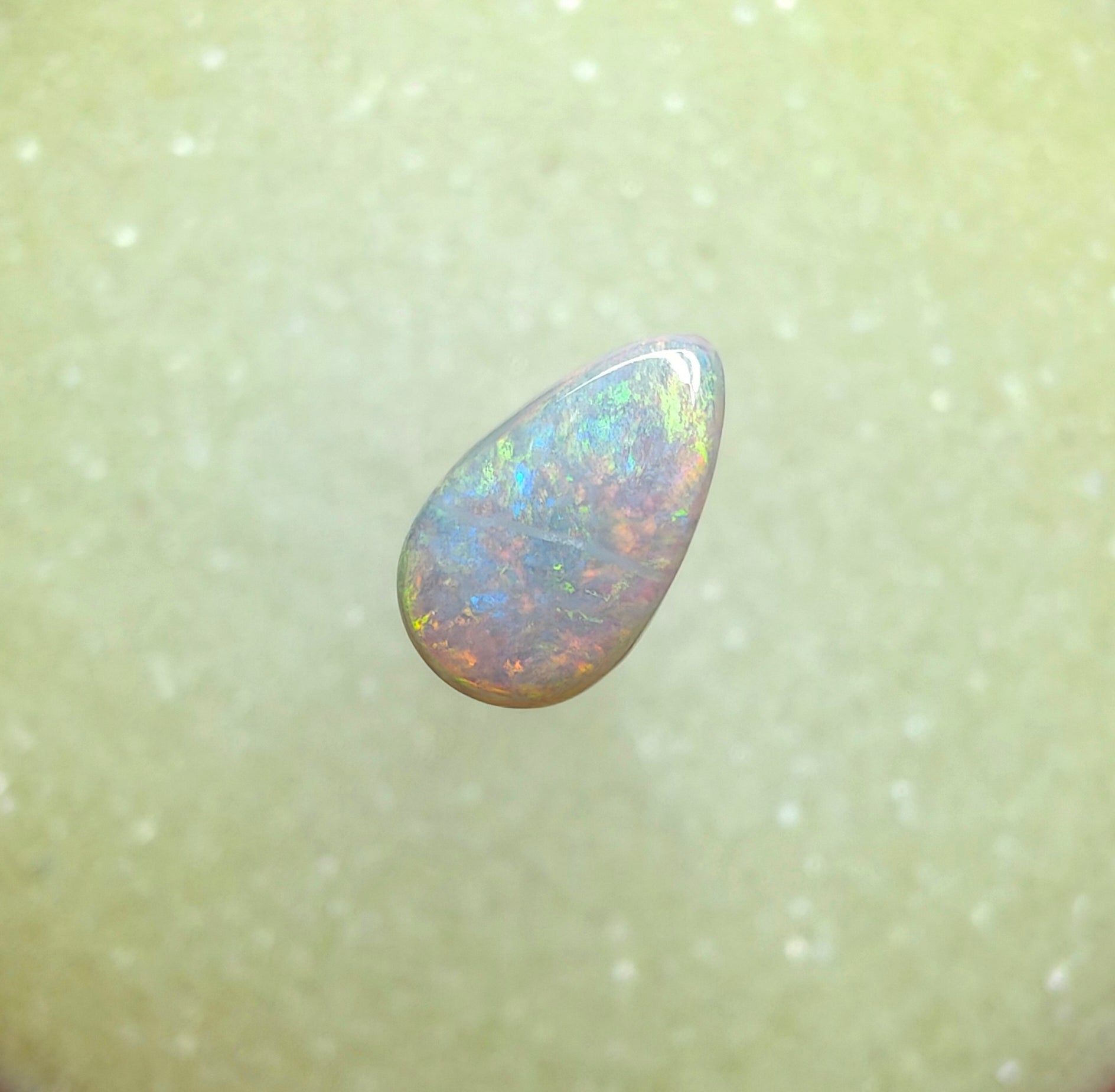 A1036 - Gentle flashy drop cut