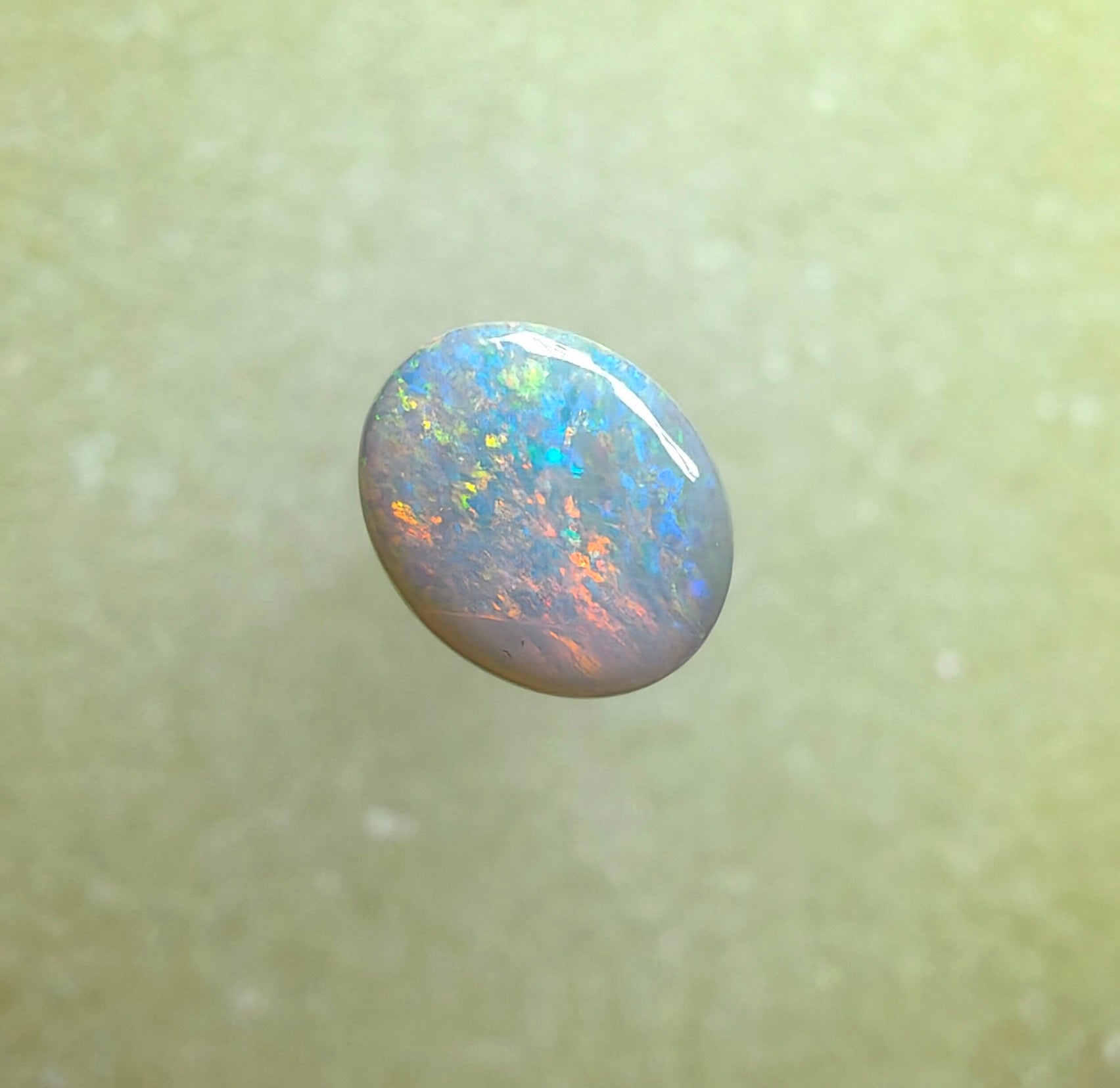 A1038 - Pink & blue ring stone beauty