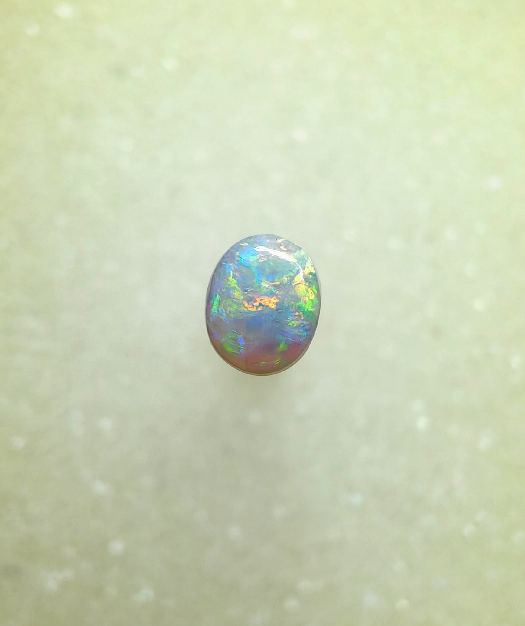 A1041 - Little flashy ring stone beauty