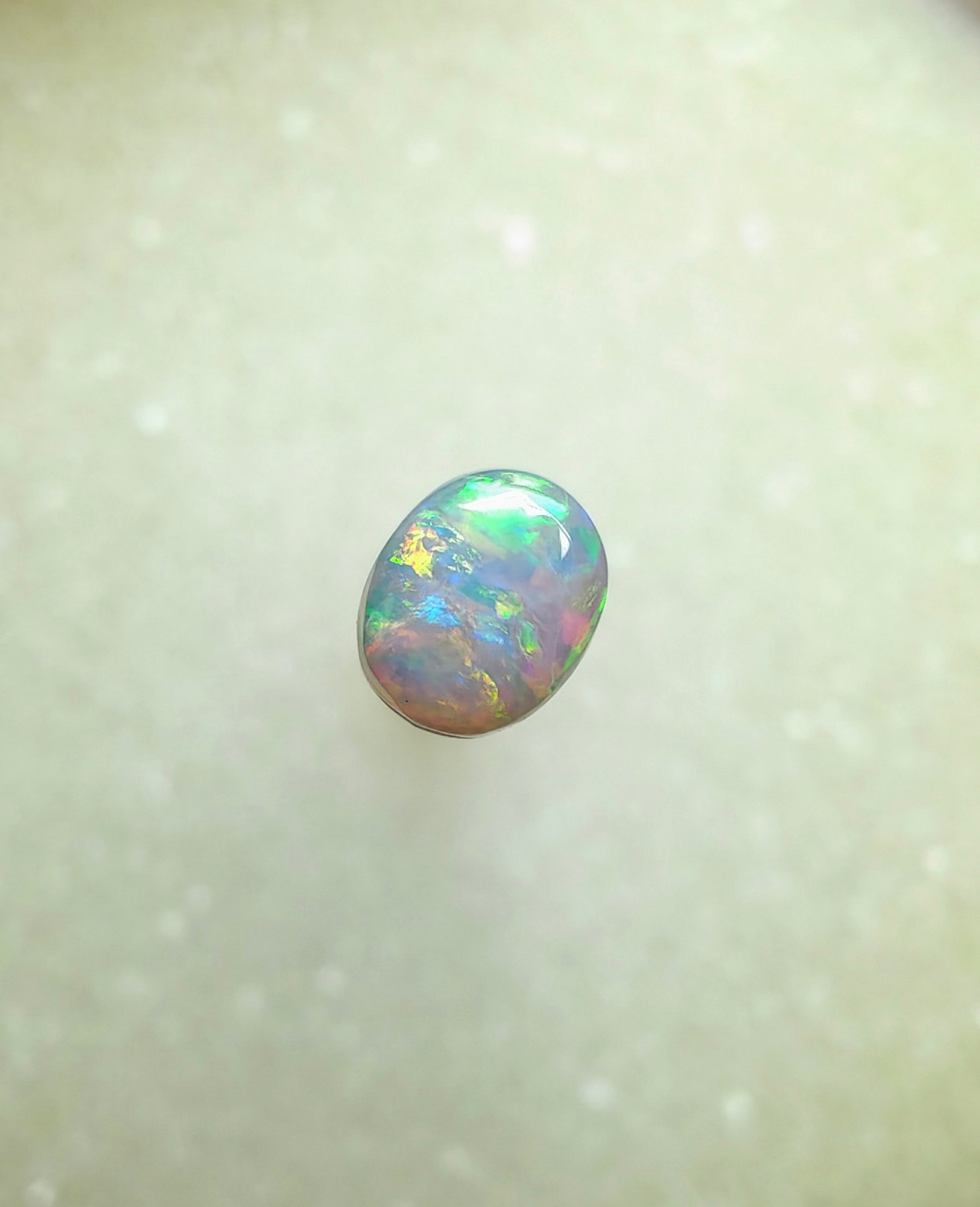 A1041 - Little flashy ring stone beauty
