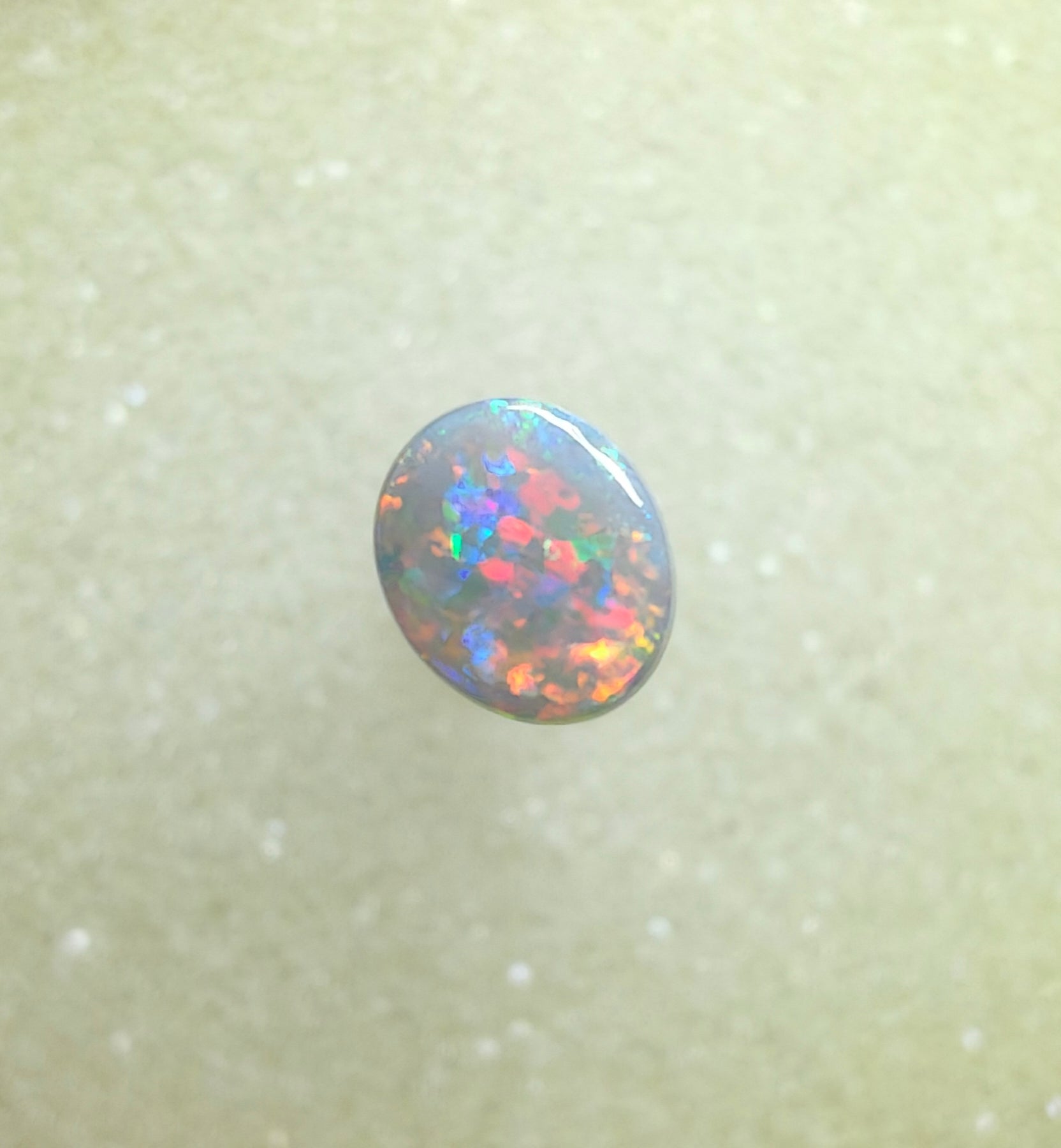 A1044 - Pink & blue round cut beauty