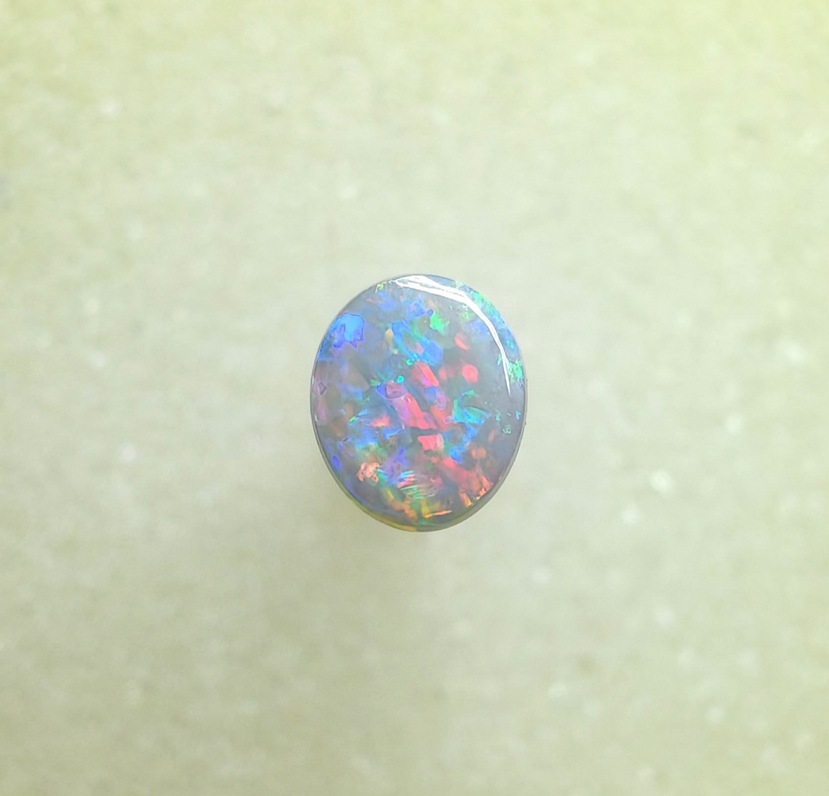 A1044 - Pink & blue round cut beauty