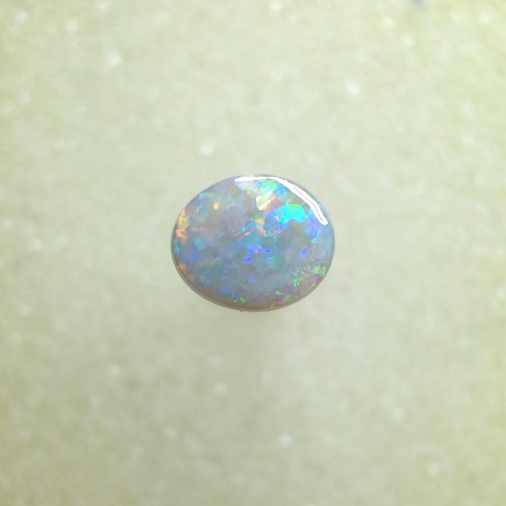 A1044 - Pink & blue round cut beauty