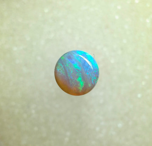 A1046 - Round cut crystal opal beauty