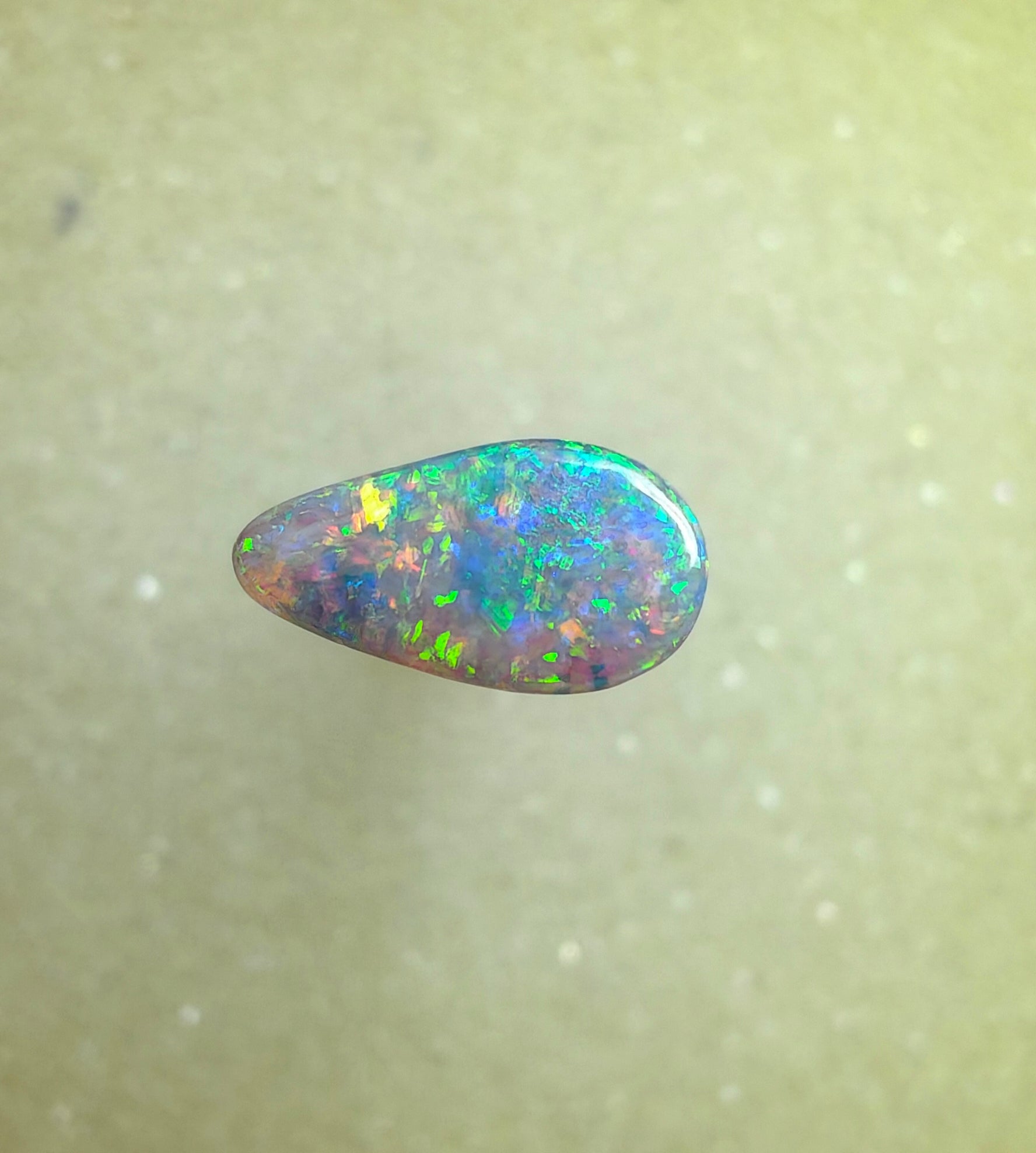 A1049 - Stunning drop cut sparkle