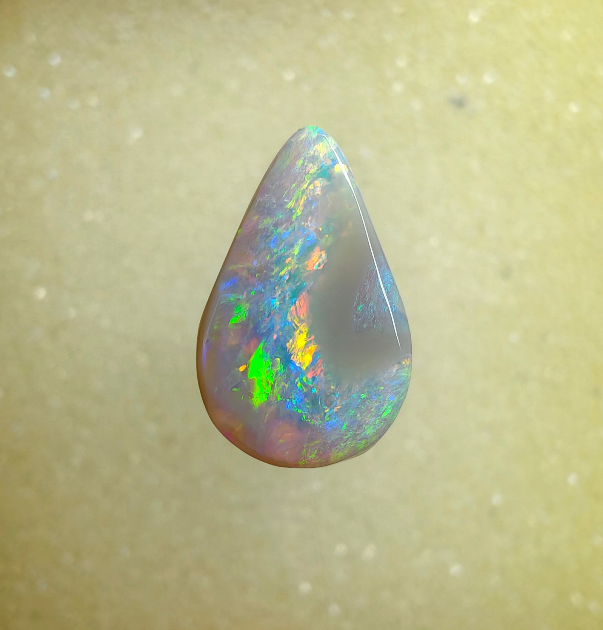 A1050 - Large drop cut picture stone
