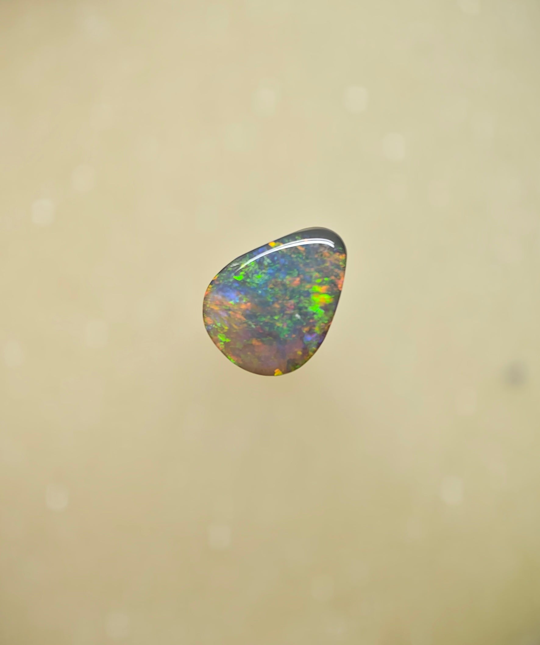 A1055 - Drop cut ring stone beauty