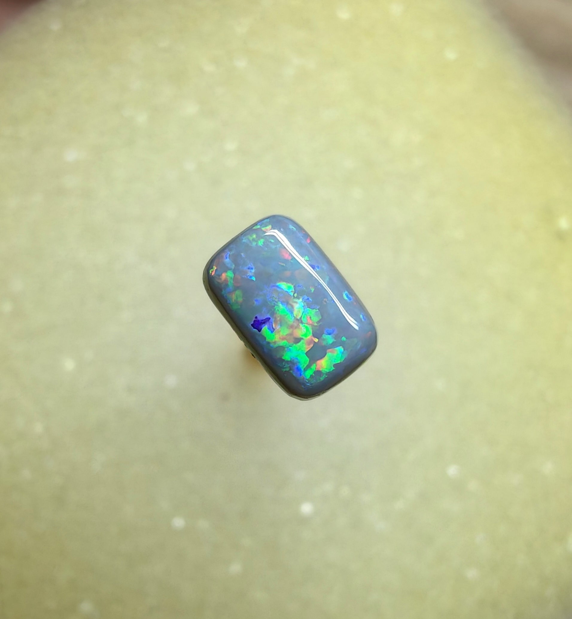 A1067 - Long cushion cut flash