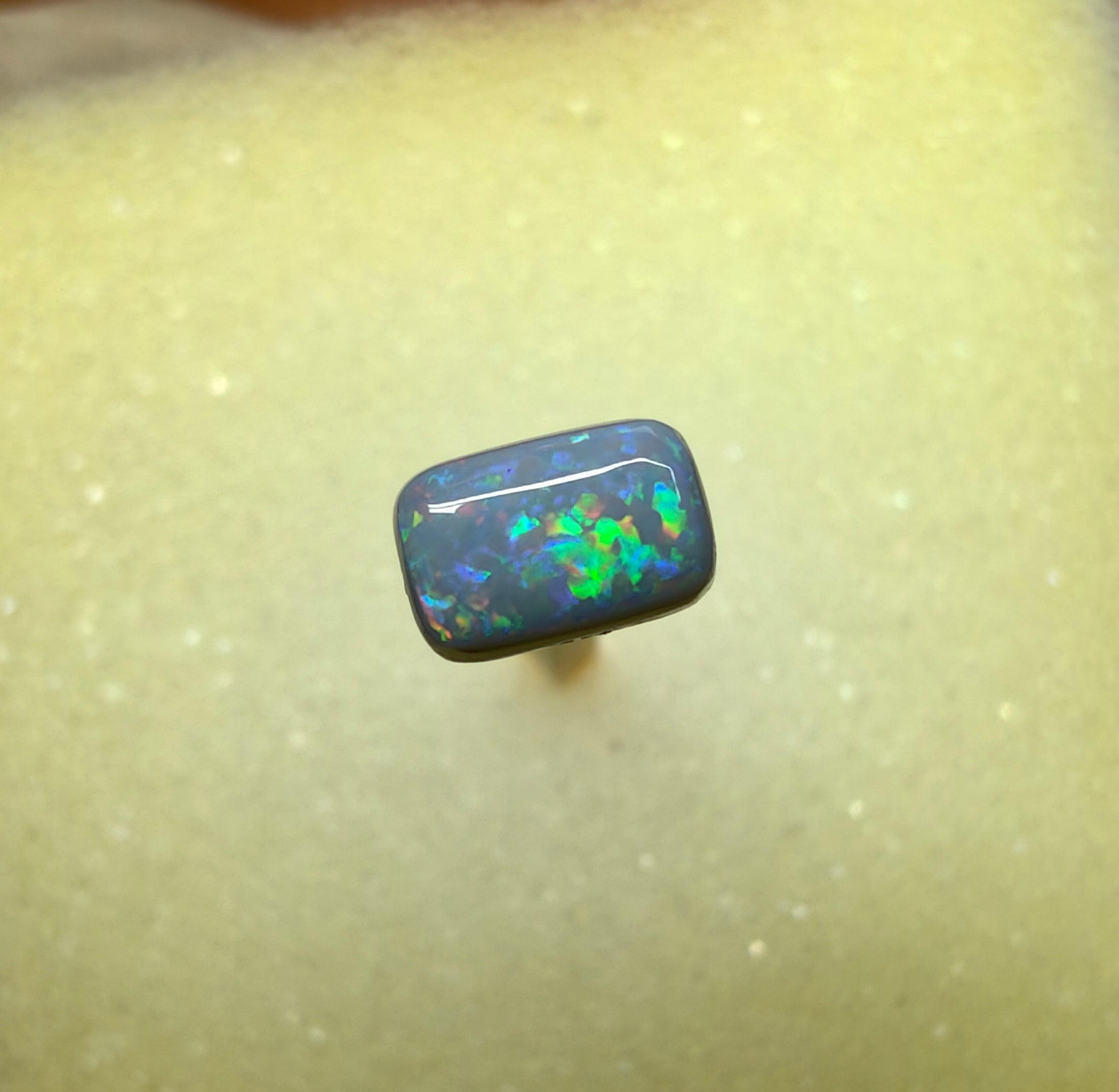 A1067 - Long cushion cut flash