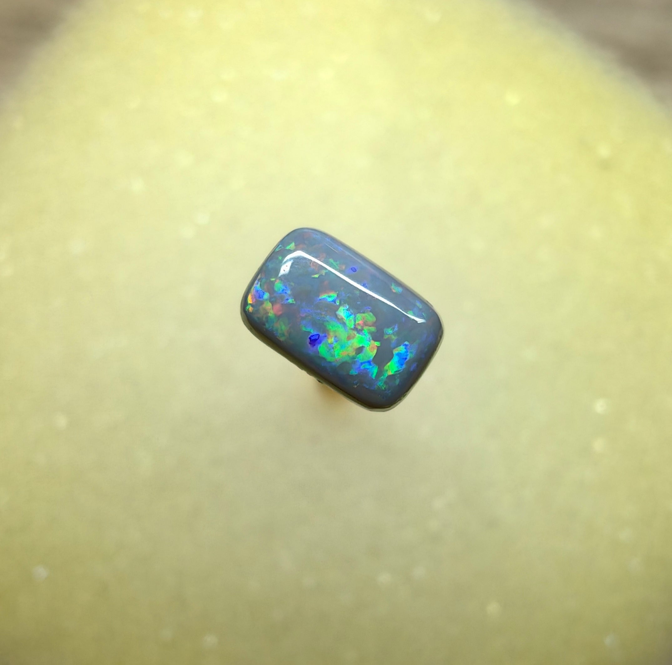 A1067 - Long cushion cut flash