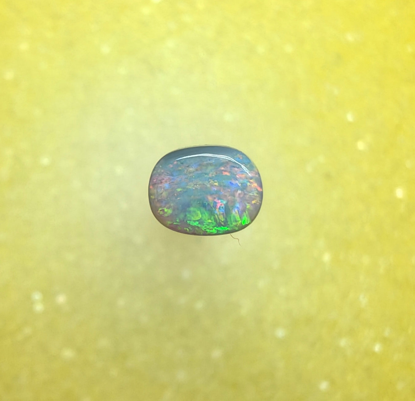 A1070 - Red flashy small ring stone