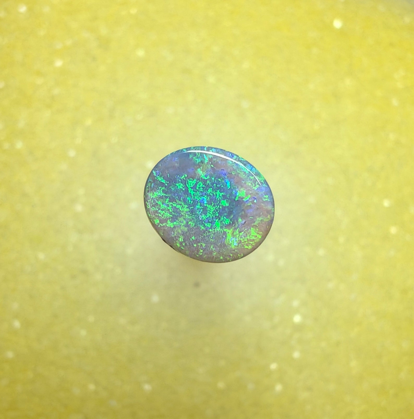 A1074 - Sparkly crystal opal round cut