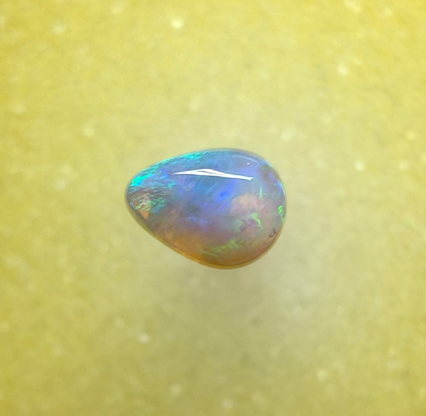 A1075 - Bright flash drop cut beauty