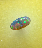 A1077 - Bright long cut crystal opal