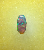 A1077 - Bright long cut crystal opal